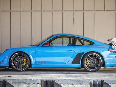 百万保时捷出问题，4S店不修反拆，车主很气愤