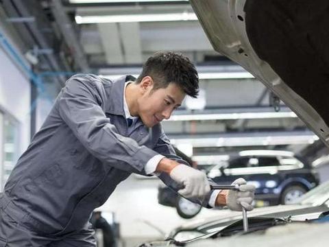 车主只会换机油没用,舍得花钱保养这几项,动力更强还省油