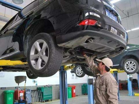 汽车保养只会换机油?舍得花钱换这几样,车子性能提升好几倍!