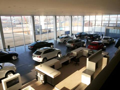 啥叫惨？83.7%价格倒挂，汽车经销商身体力行诠释