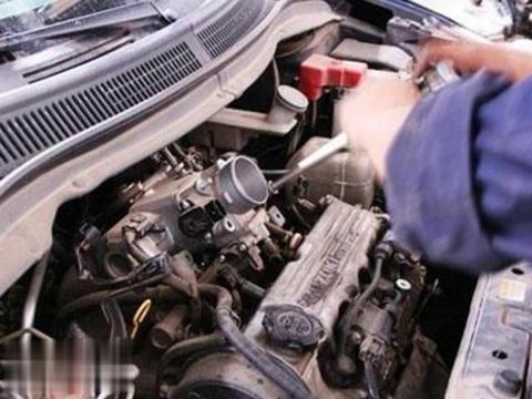 车子七万公里容易忽略的几个保养项目，只管开车的车友得看看