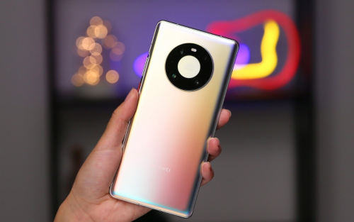 华为mate60pro灵动岛为啥不动 0f57-kcieyvz1502333.png