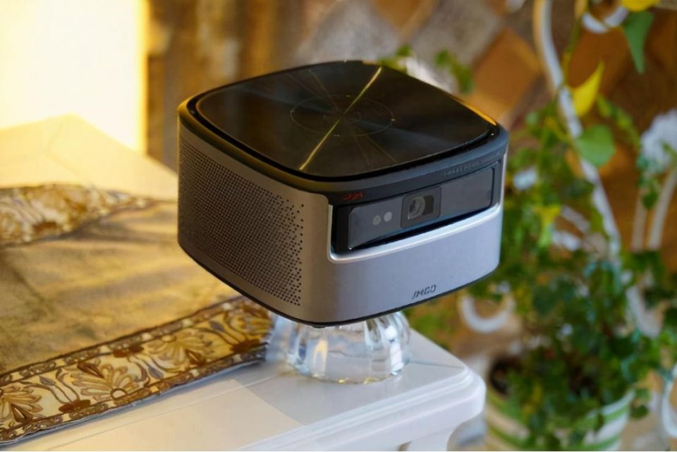 坚果投影仪哪款值得推荐 a30d-kcieyvz5199839.jpg