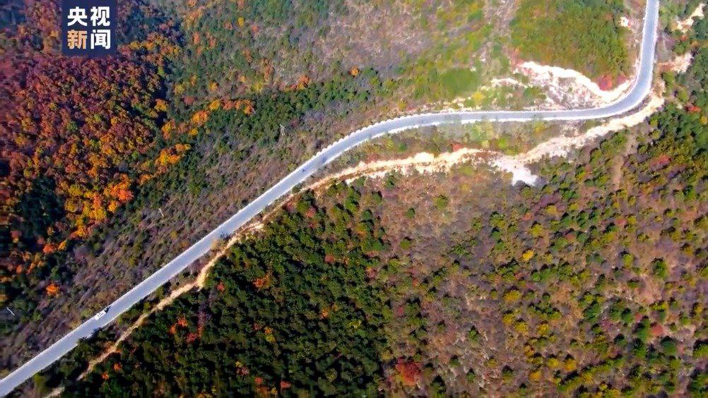 央视新闻发布山西太行一号旅游公路秋色美景