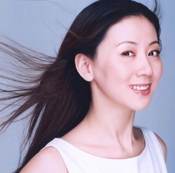 第一裸模汤加丽搜索总量达2亿次父亲你让我怎么出门