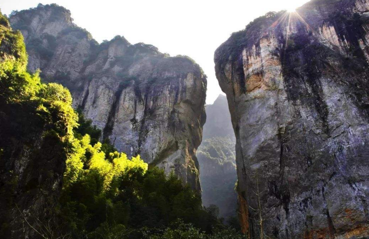 浙江一年收入百亿景区，曾是一座火山，如今已变成世界地质公园