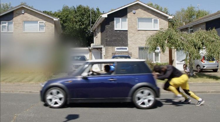 汽车打不着火该怎么做？别忙着叫拖车！教你几个实用小妙招