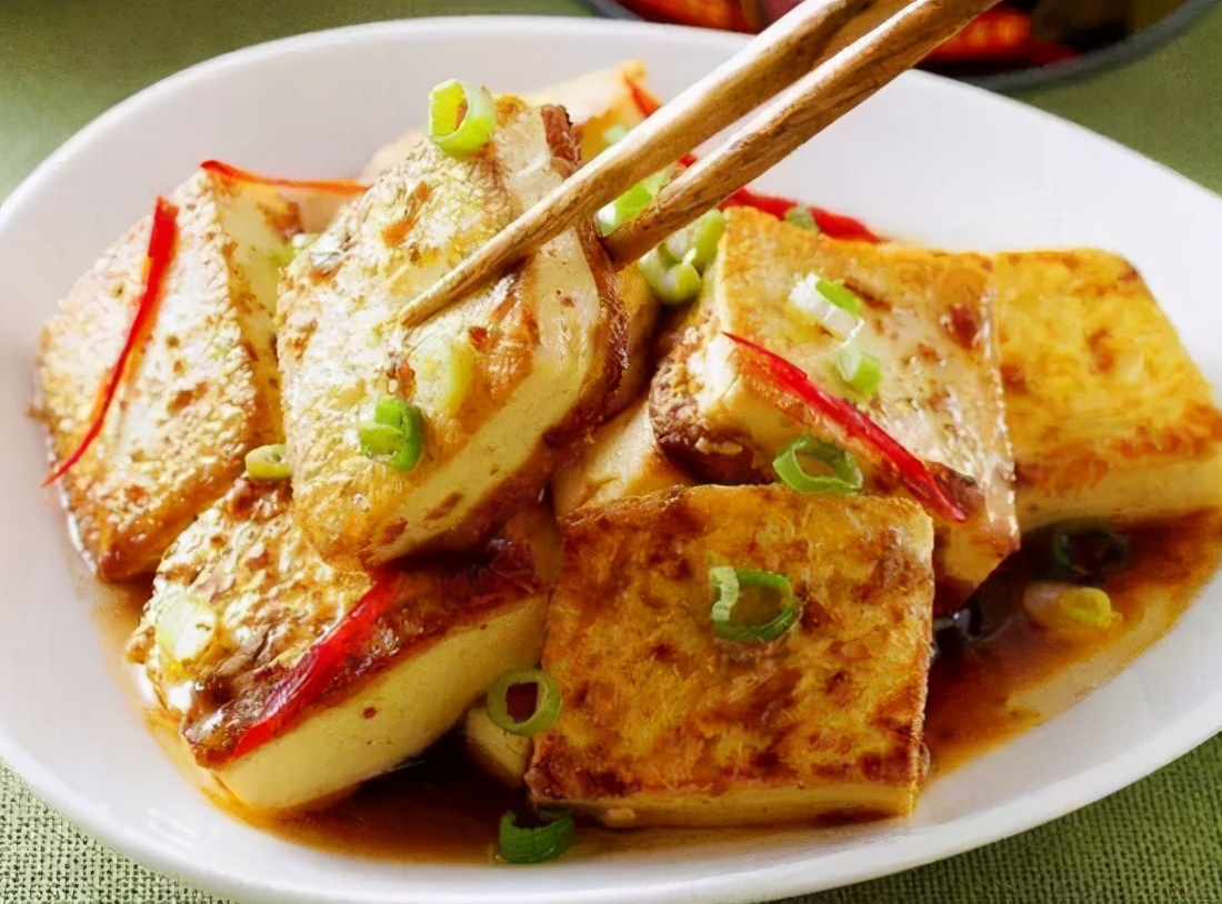 香煎豆腐的做法_香煎豆腐怎么做_美食杰