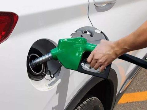 汽车行驶到2万公里，有个地方一定要清理，动力十足还省油