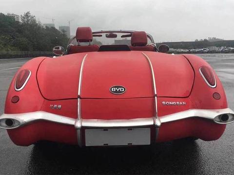 比亚迪车标的复古车 松散机车SS DOLPHIN惊艳登场