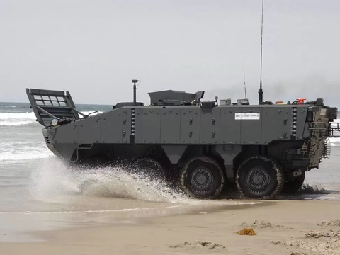 螺旋切割攻击:深海最凶狠的动物:生吃虎鲸大白鲨,咬...