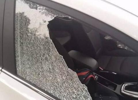 汽车划痕险和玻璃险是否该买？从老司机这些经历告诉你正确答案！