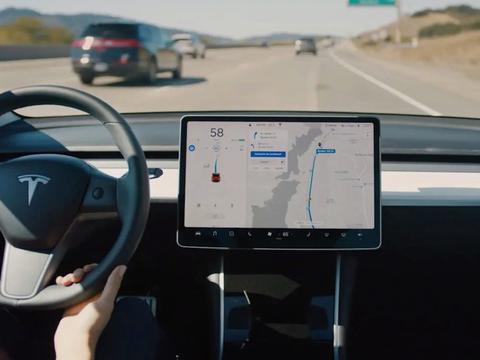 特斯拉收集AP驾驶数据，中国无缘高精地图