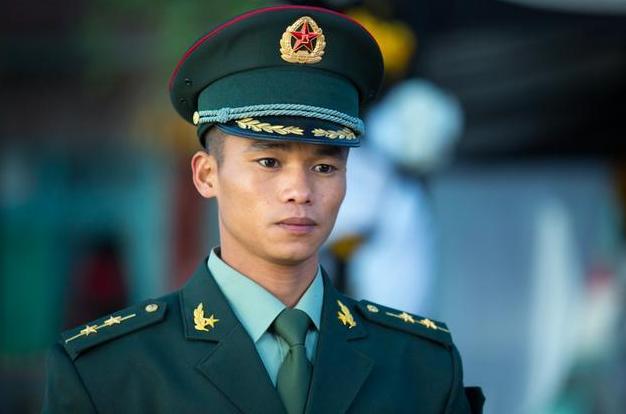 货真价实“战狼”庄小龙,身高1.5米被特招入伍,吴京都怕他?休闲区蓝鸢梦想 - Www.slyday.coM 货真价实“战狼”庄小龙,身高1.5米被特招入伍,吴京都怕他?休闲区蓝鸢梦想 - Www.slyday.coM