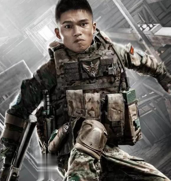 货真价实“战狼”庄小龙,身高1.5米被特招入伍,吴京都怕他?休闲区蓝鸢梦想 - Www.slyday.coM 货真价实“战狼”庄小龙,身高1.5米被特招入伍,吴京都怕他?休闲区蓝鸢梦想 - Www.slyday.coM