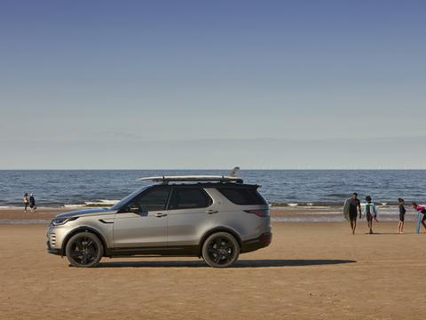 路虎发布新款发现官图，功能小幅升级，新增轻混系统