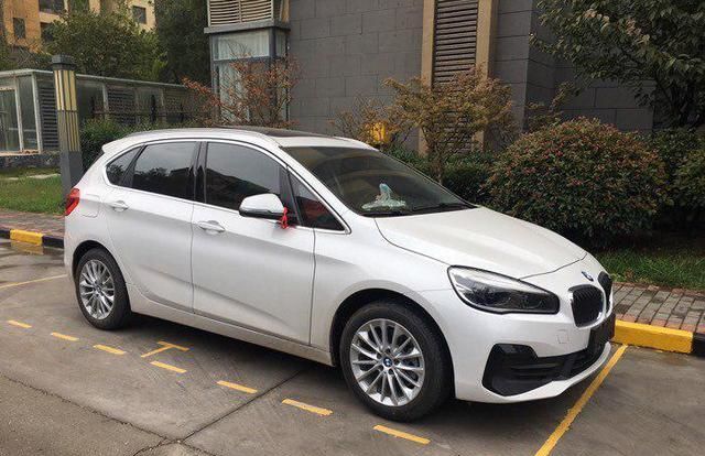 开过丰田亚洲龙,再开宝马2系旅行车,车主说了实在话