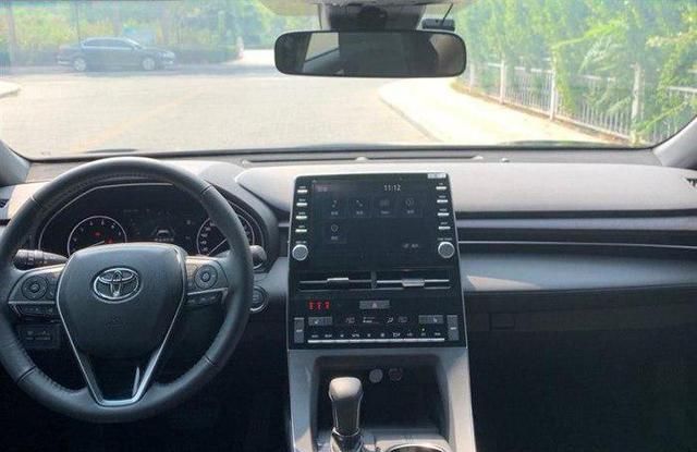 开过丰田亚洲龙,再开宝马2系旅行车,车主说了实在话