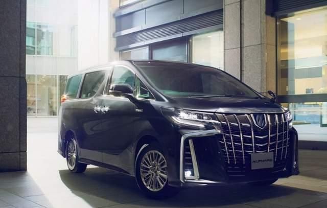 新款丰田埃尔法曝光,新增GR运动版,搭2.4T动力引擎