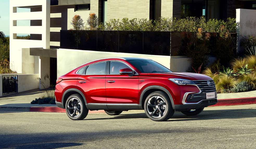 15万左右买轿跑SUV,为何长安CS85COUPE是首选?