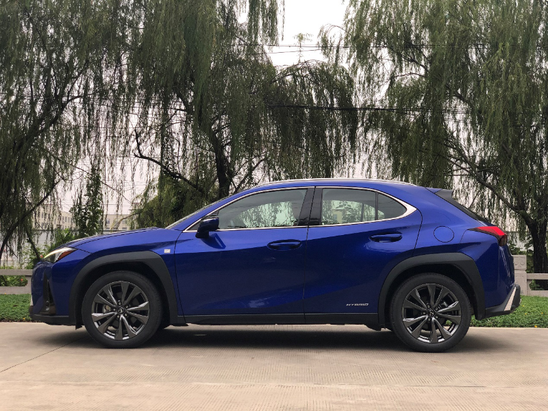 雷克萨斯ux260h探享版,雷克萨斯ux200特别版 试驾全新雷克萨斯ux 260h:精致豪华