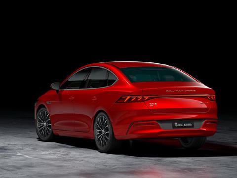 “超A”轿车秦PLUS加持比亚迪超级混动技术 真正的颠覆来了