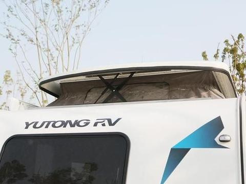 拖挂也能升降车顶!宇通T511公路拖挂房车实拍