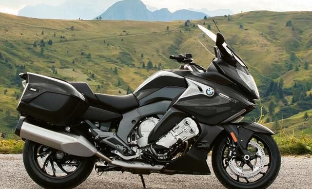 难被超越的摩托!油耗仅5.5L+ABS,1649cc+118kw功率,35万起步