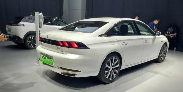 东风标致508L插混版上市,售价21.57万元起
