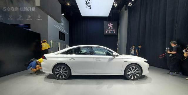 东风标致508L插混版上市,售价21.57万元起