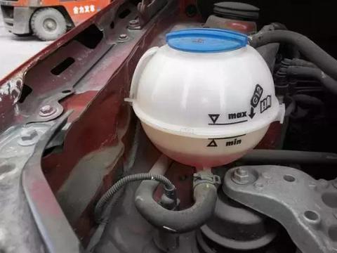 防冻液和冷却液有什么区别？夏天需要换防冻液吗？