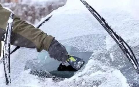 冬季用车常犯的4个坏习惯,很多车主天天在用,真是伤车又伤人