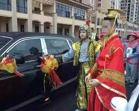 实拍：中国最土豪的婚礼，看完你立马想离婚，嫁给他！