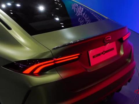 气势十足 运动感爆棚 广汽传祺EMPOW55车展首测