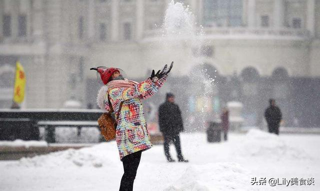 小伙子网购一箱冻梨,尝后表示太难吃,看到吃法东北人笑得肚子疼休闲区蓝鸢梦想 - Www.slyday.coM 小伙子网购一箱冻梨,尝后表示太难吃,看到吃法东北人笑得肚子疼休闲区蓝鸢梦想 - Www.slyday.coM