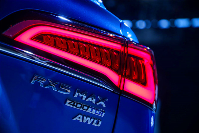 荣威RX5系列再推新，更潮更硬核，你会选择它吗？