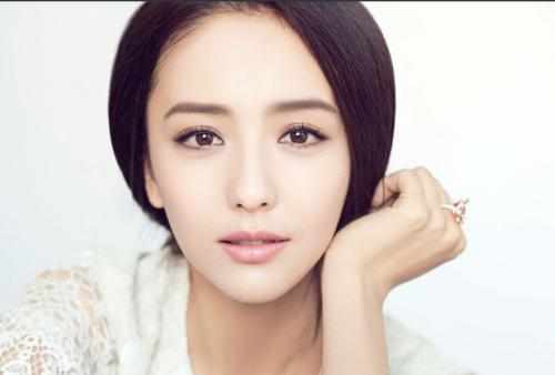全国明星人气排名_2019最新娱乐女明星人气排行,刘亦菲排40,第一长居榜