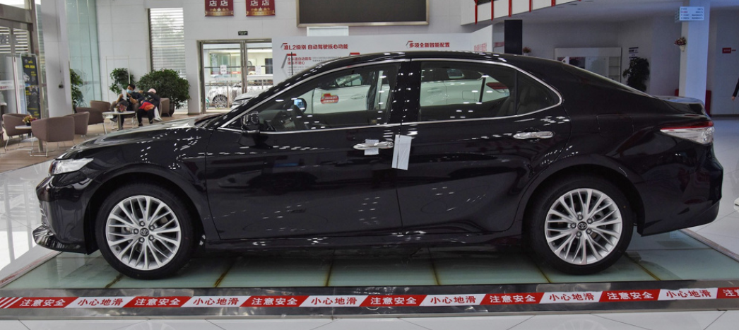 解读入门级配置 索纳塔和凯美瑞谁更值得买?