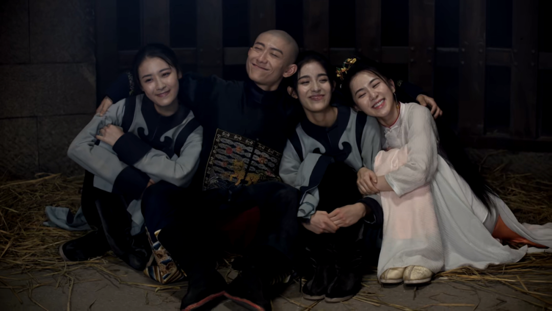 新《鹿鼎记》建宁狂加戏，假太后强行煽情，洪教主像加勒比海盗