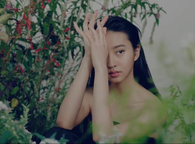 木村拓哉17岁女儿性感写真惹争议,裸上身秀好身材,被指走歪路? 木村拓哉17岁女儿性感写真惹争议,裸上身秀好身材,被指走歪路?