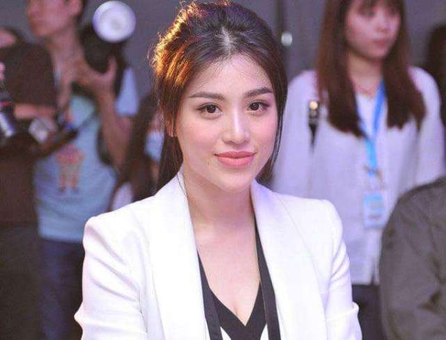 盘点1990年出生的20位女明星，看看谁最美？