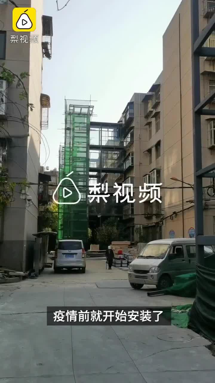 昆明总人口有多少_昆明离瑞丽多少公里(2)