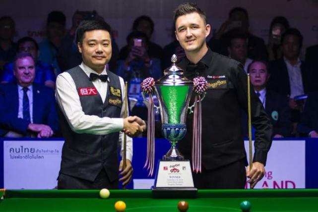 丁俊晖携TOP16晋级冲冠!2将狂轰2杆147分,1将轰5杆破百平纪录 丁俊晖携TOP16晋级冲冠!2将狂轰2杆147分,1将轰5杆破百平纪录