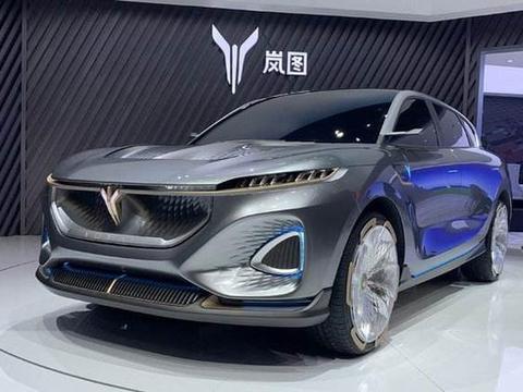 增程+纯电双版本，岚图首款SUV预生产下线