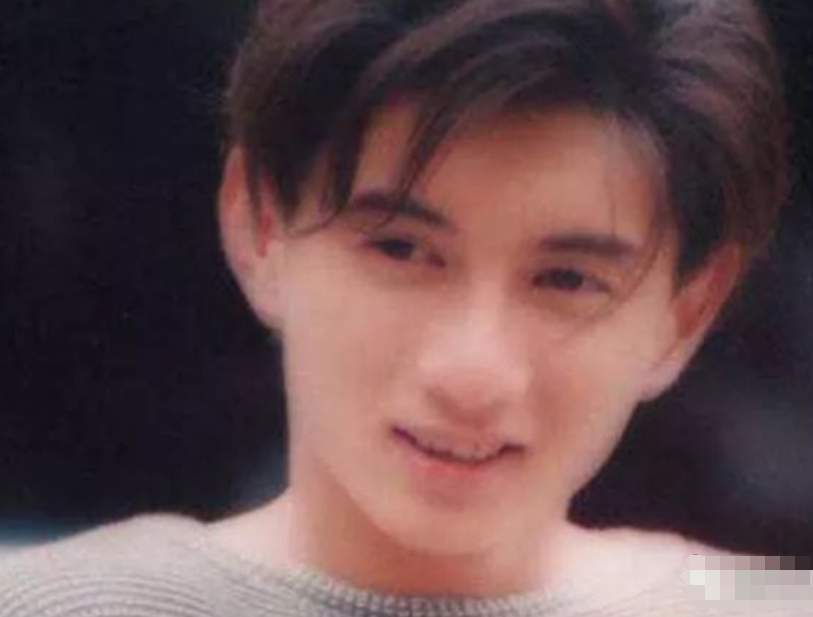 20岁的郑伊健,20岁的发哥,20岁的吴奇隆,都没有他年轻