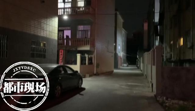 6男子深夜砸车窗盗窃,因车辆报警往返多次,偷了足足半小时休闲区蓝鸢梦想 - Www.slyday.coM 6男子深夜砸车窗盗窃,因车辆报警往返多次,偷了足足半小时休闲区蓝鸢梦想 - Www.slyday.coM