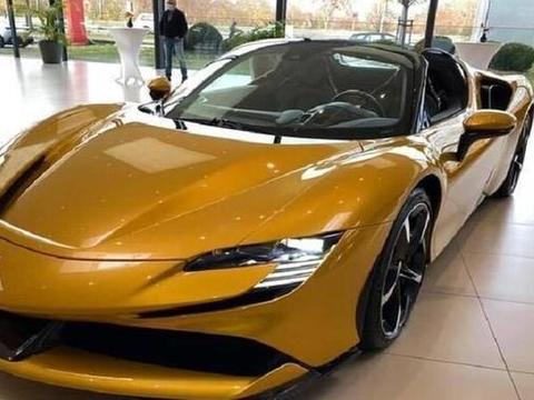 法拉利SF90 Spider海外实拍 搭载3.9T发动机
