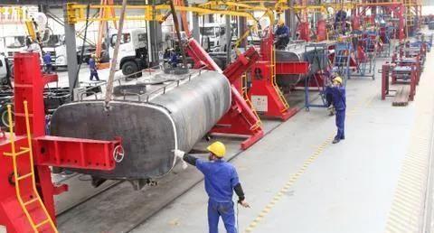 著名环卫洒水车生产线内幕大揭秘,你不知道的秘密都在这!来看!