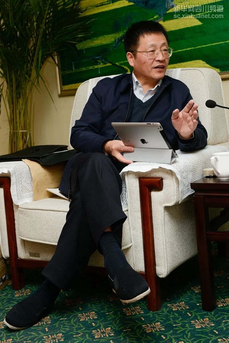 葛红林在接受采访,资料图