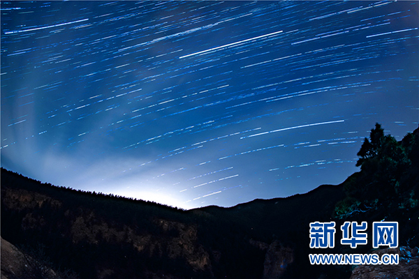 这是在宁夏贺兰山国家森林公园拍摄的星空